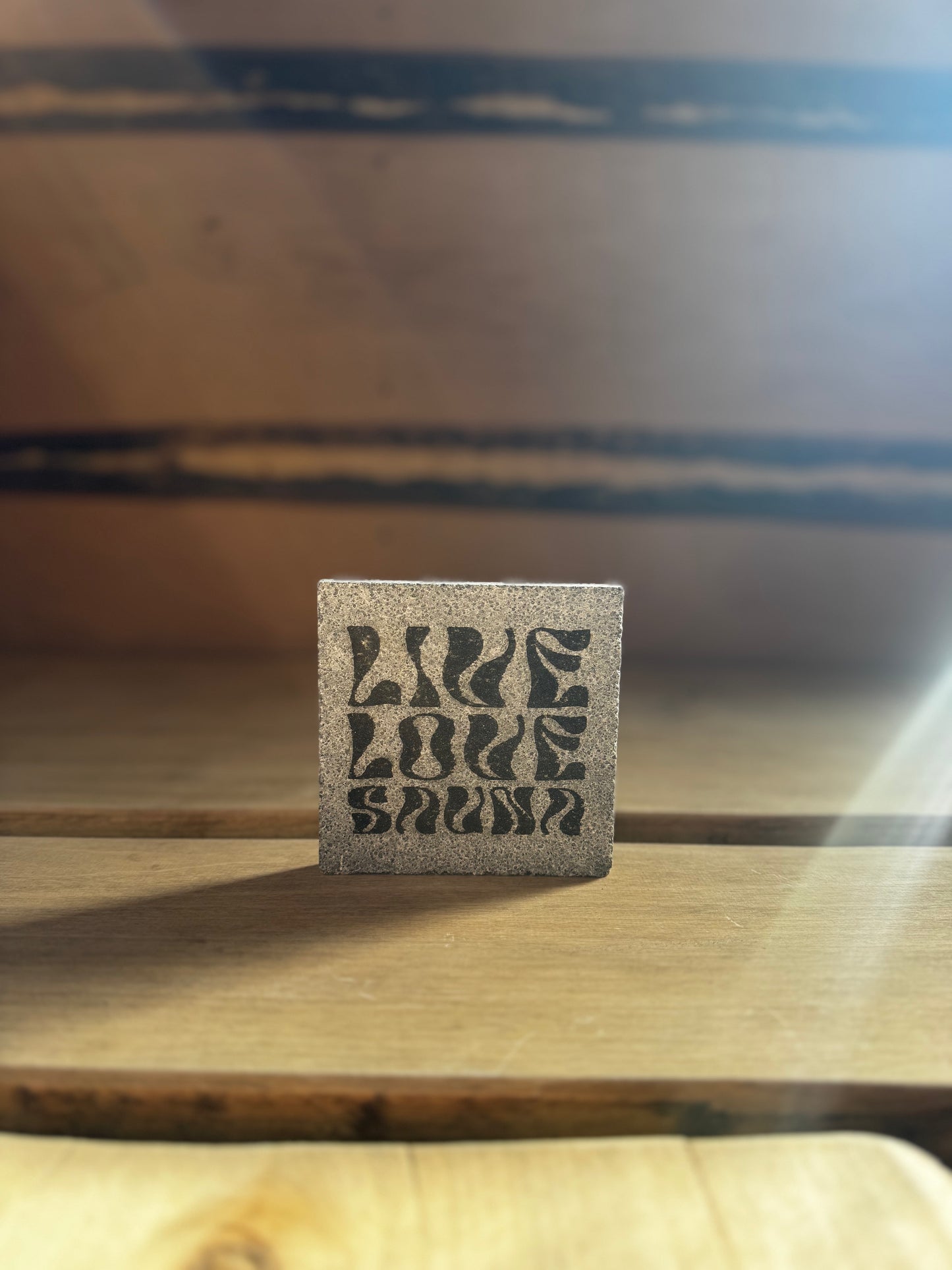 Live, love, sauna -saunakivi